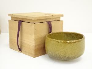 作家物　知銘　黄釉茶碗（保護箱）